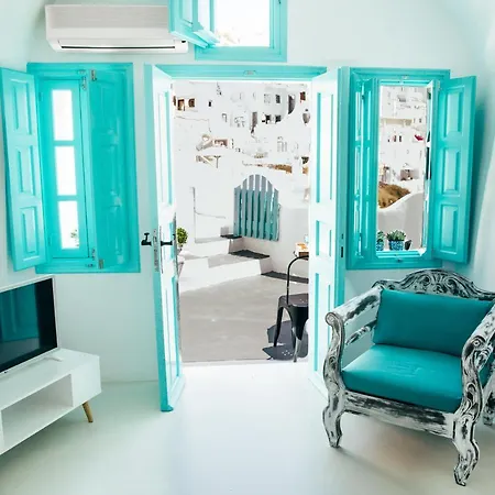 Blessed Blue Boutique Cave * Oia (Santorini)